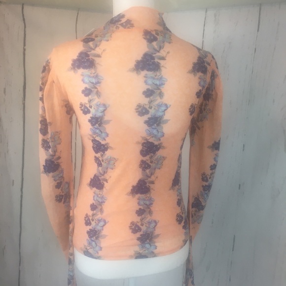 Free People top - Picture 4 of 8